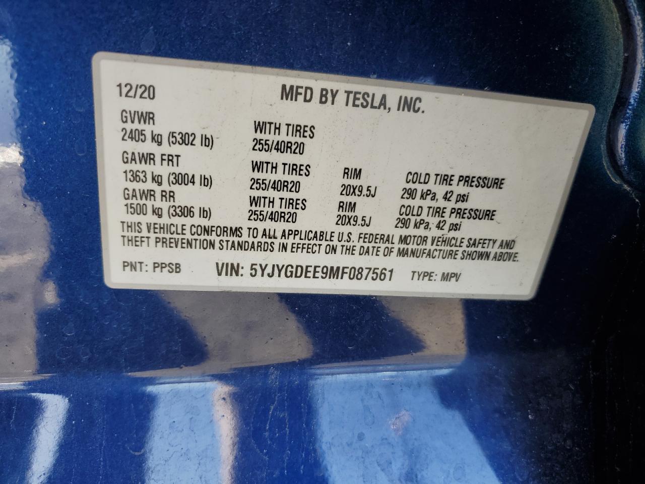 TESLA MODEL Y