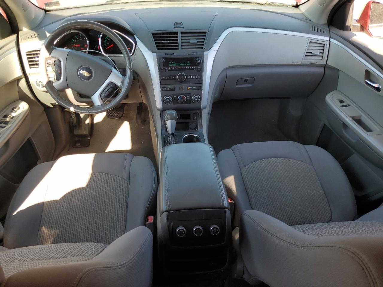 CHEVROLET TRAVERSE LT