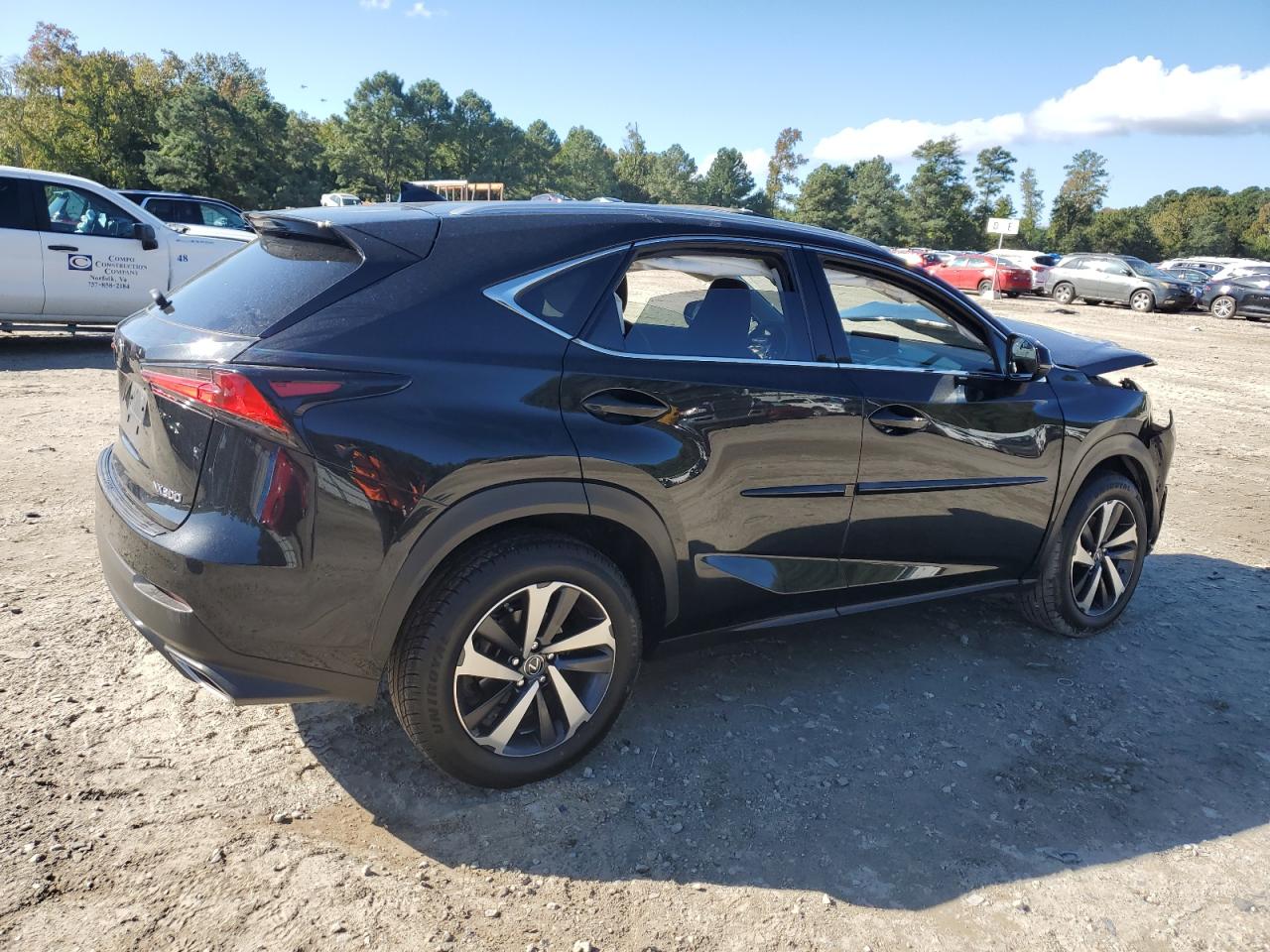 LEXUS NX 300 BASE
