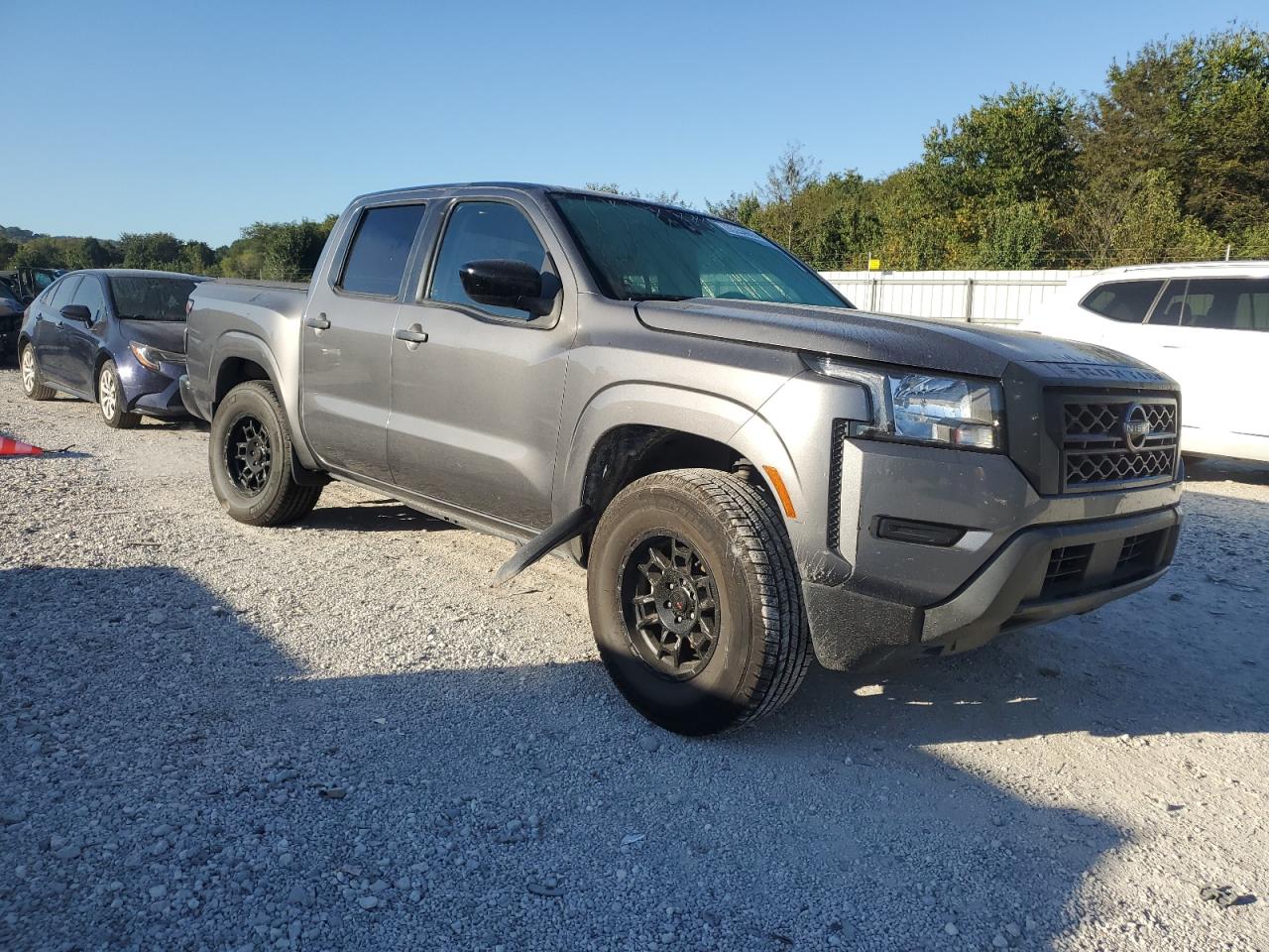 NISSAN FRONTIER S