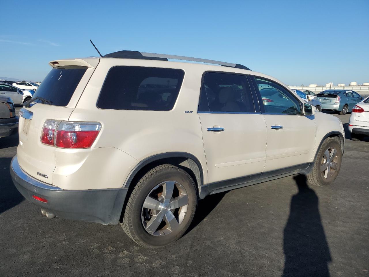 GMC ACADIA SLT-1