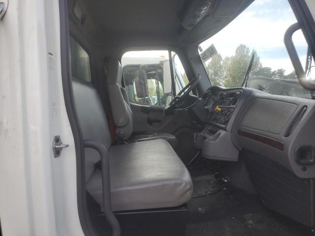 2017 FREIGHTLINER M2 #3317781072