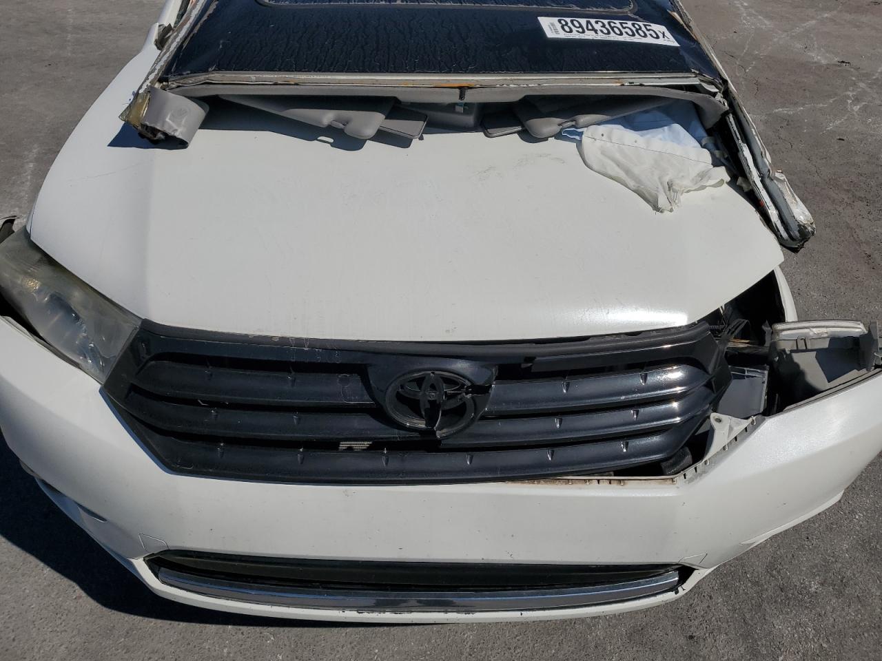 TOYOTA HIGHLANDER LIMITED