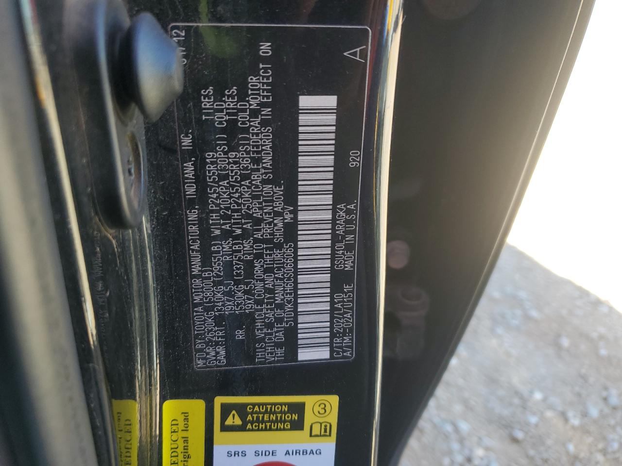 TOYOTA HIGHLANDER LIMITED