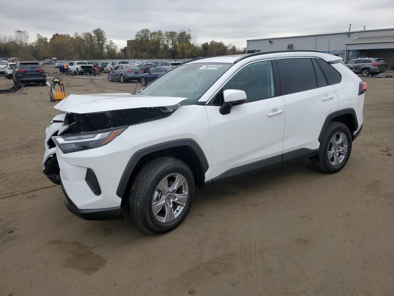 TOYOTA RAV4 XLE