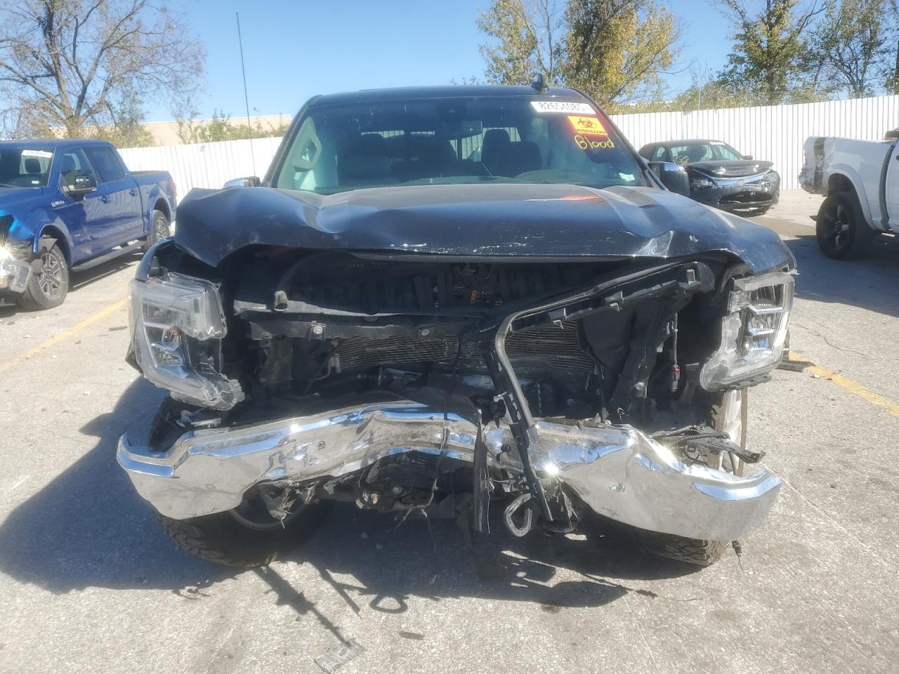 GMC SIERRA K1500 SLT