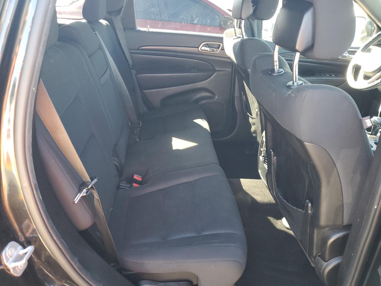 JEEP GRAND CHEROKEE LAREDO