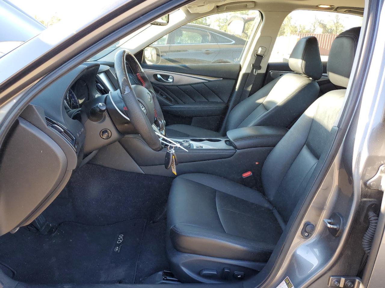 INFINITI Q50 PREMIUM