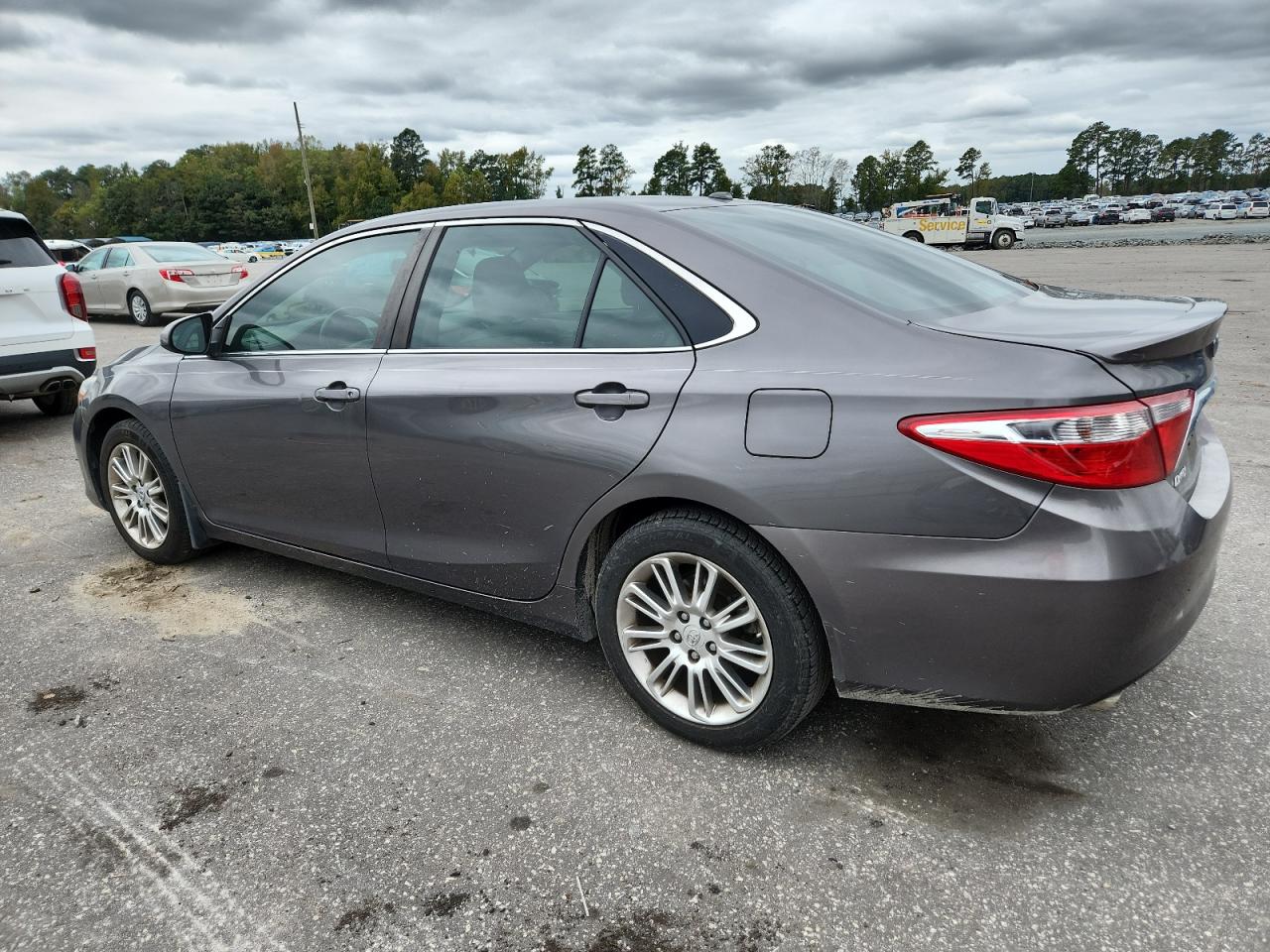 TOYOTA CAMRY XSE