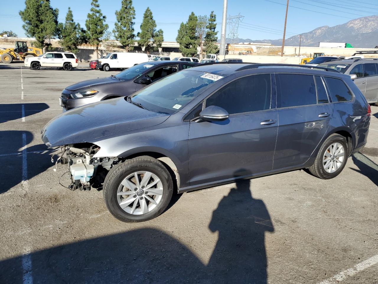 VOLKSWAGEN GOLF SPORTSVAN S