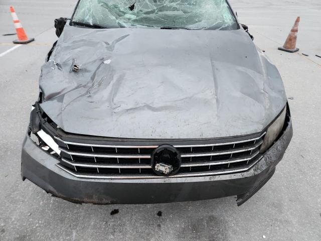 2017 VOLKSWAGEN PASSAT S 1VWAT7A38HC086243