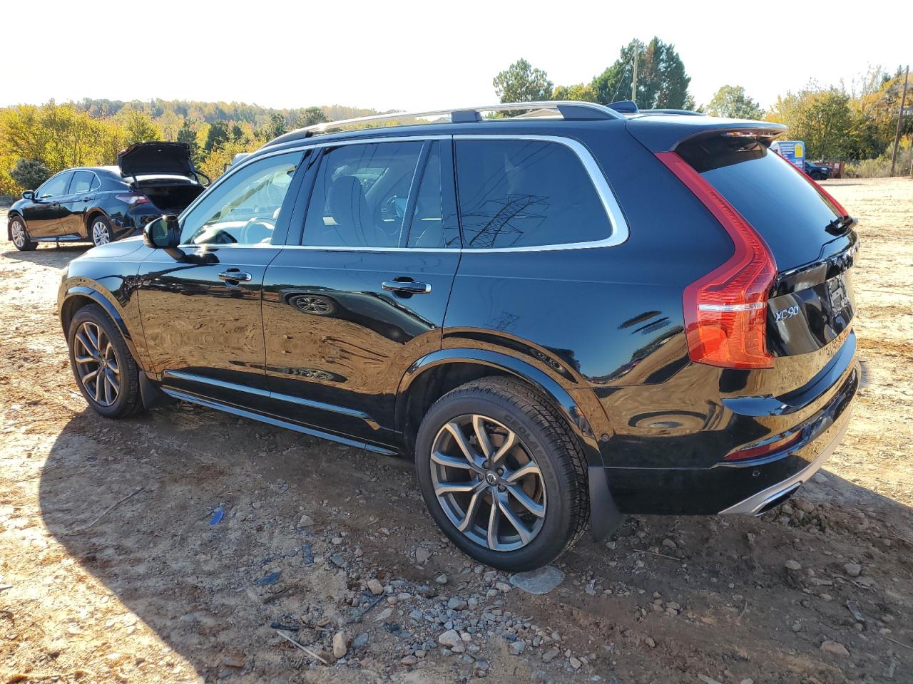 VOLVO XC90 T6 MOMENTUM