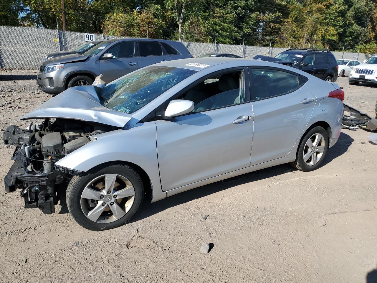  Salvage Hyundai ELANTRA
