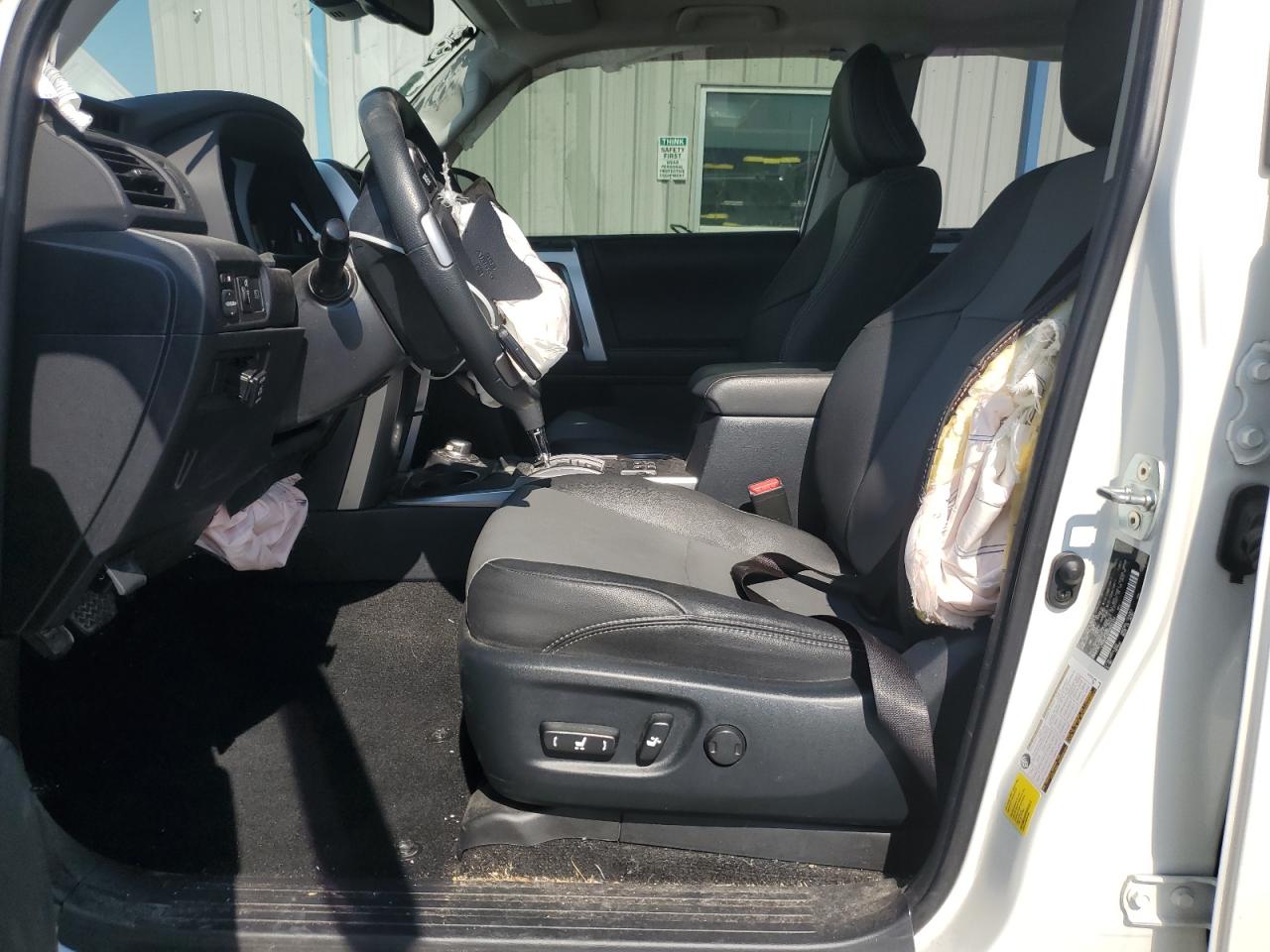 TOYOTA 4RUNNER SR5/SR5 PREMIUM