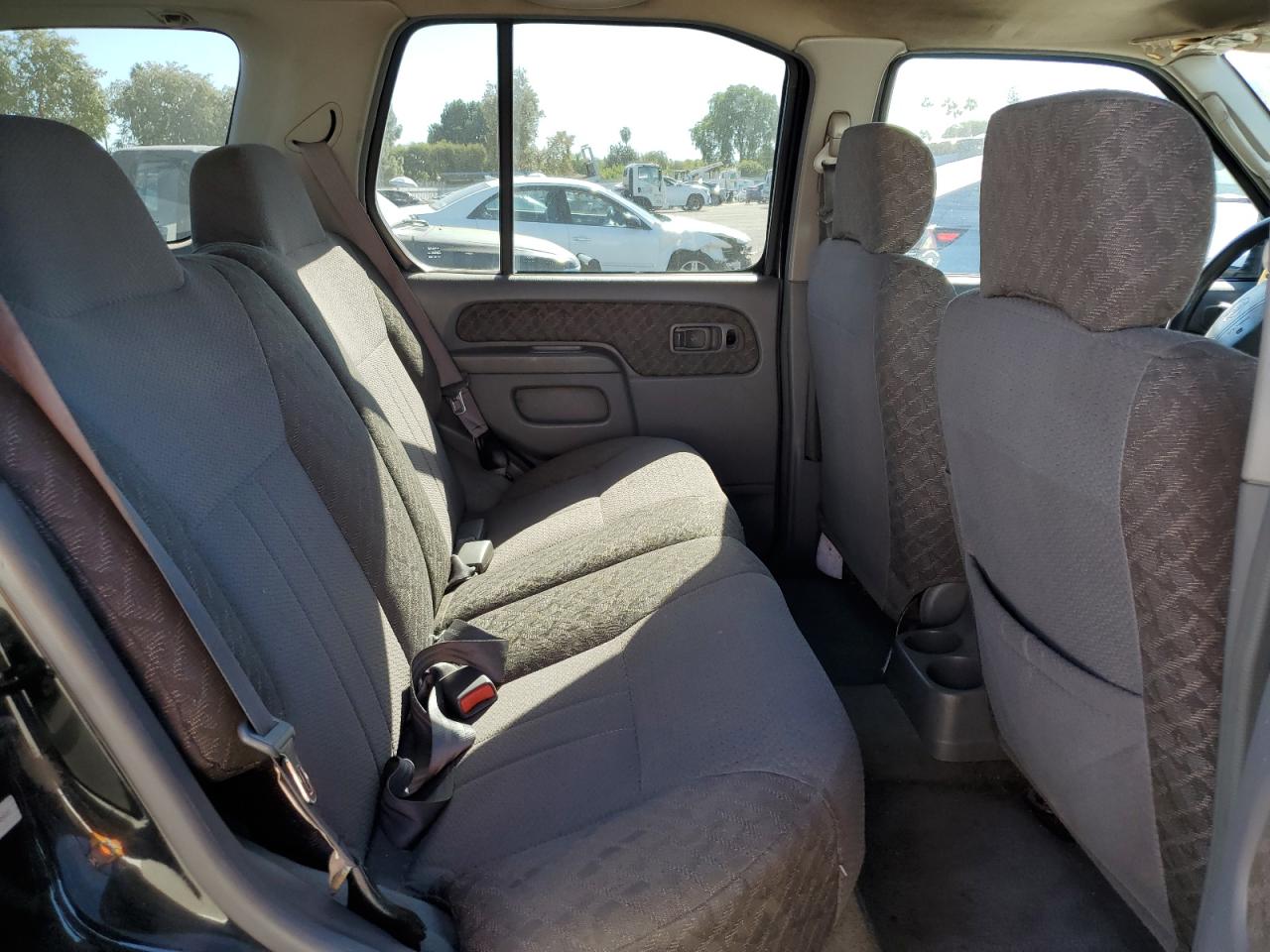 Lot #3304054500 2000 NISSAN XTERRA XE