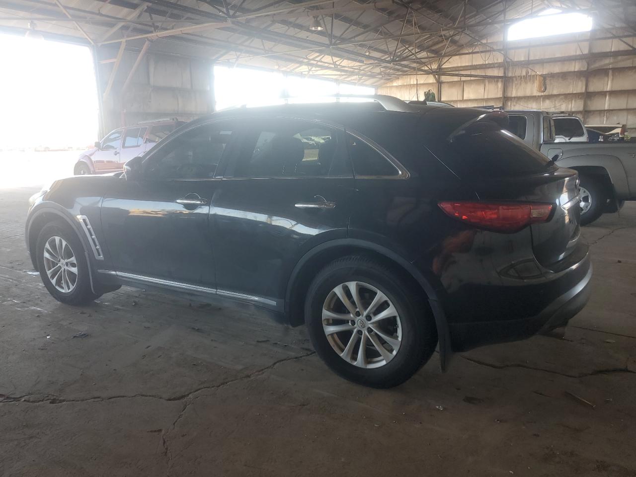 INFINITI FX35