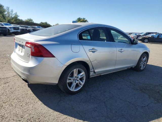 2015 VOLVO S60 PREMIE YV1612TKXF1358753