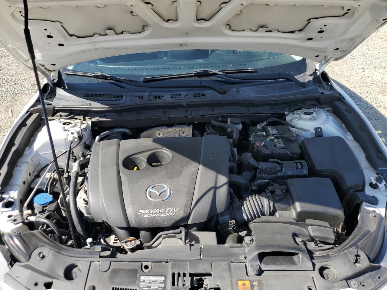 MAZDA 3 GRAND TOURING