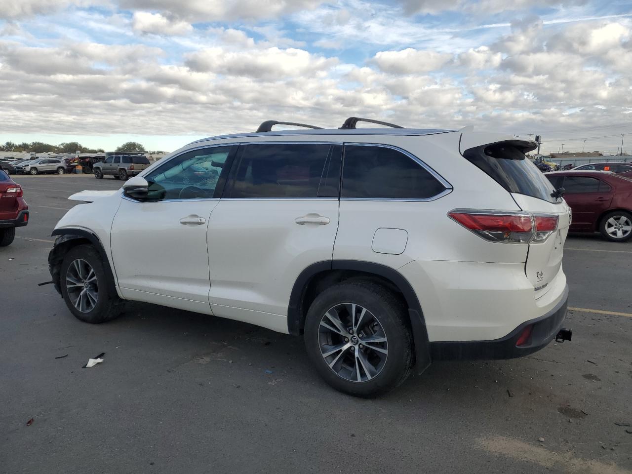 TOYOTA HIGHLANDER XLE