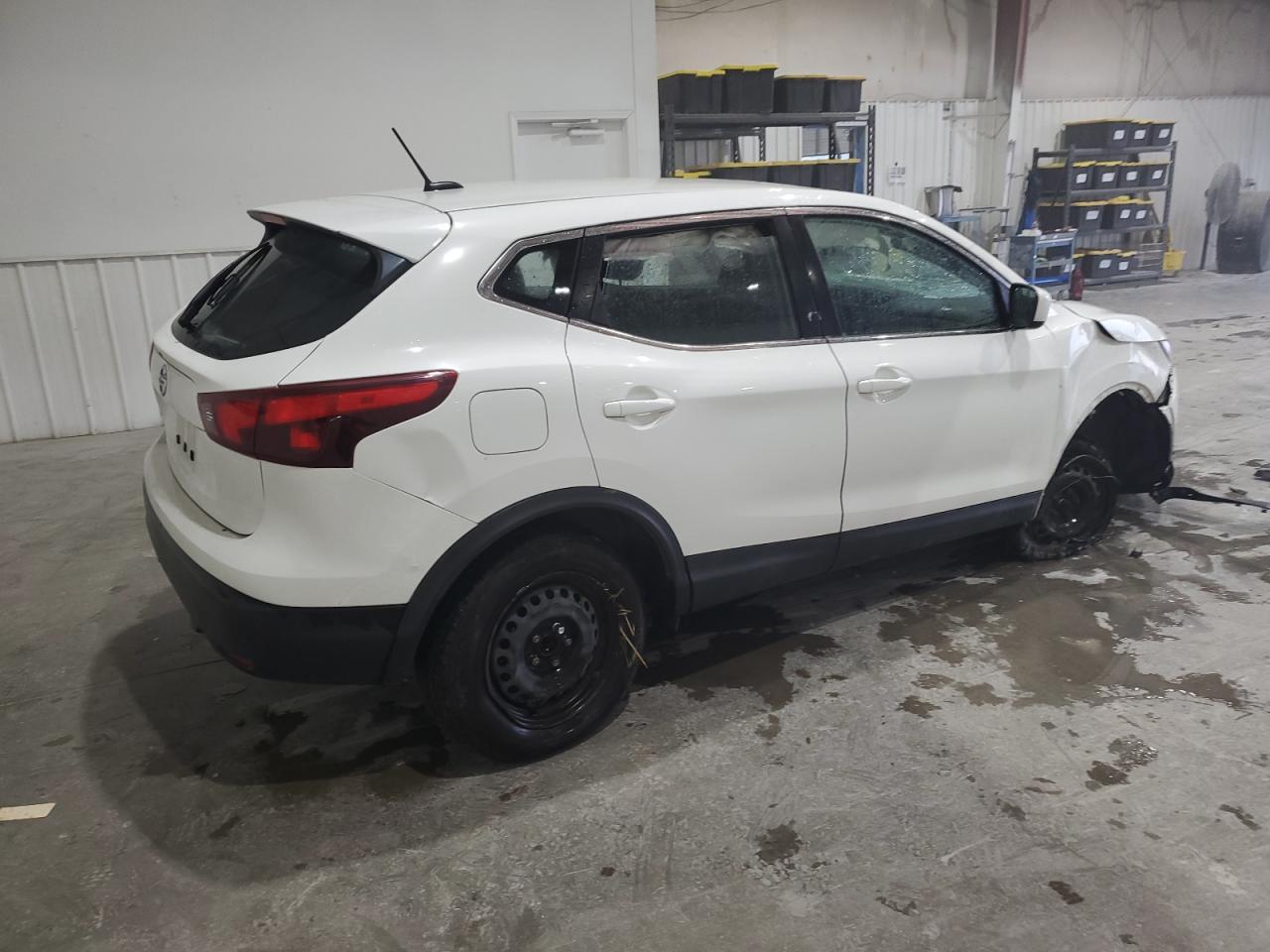 NISSAN ROGUE SPORT S