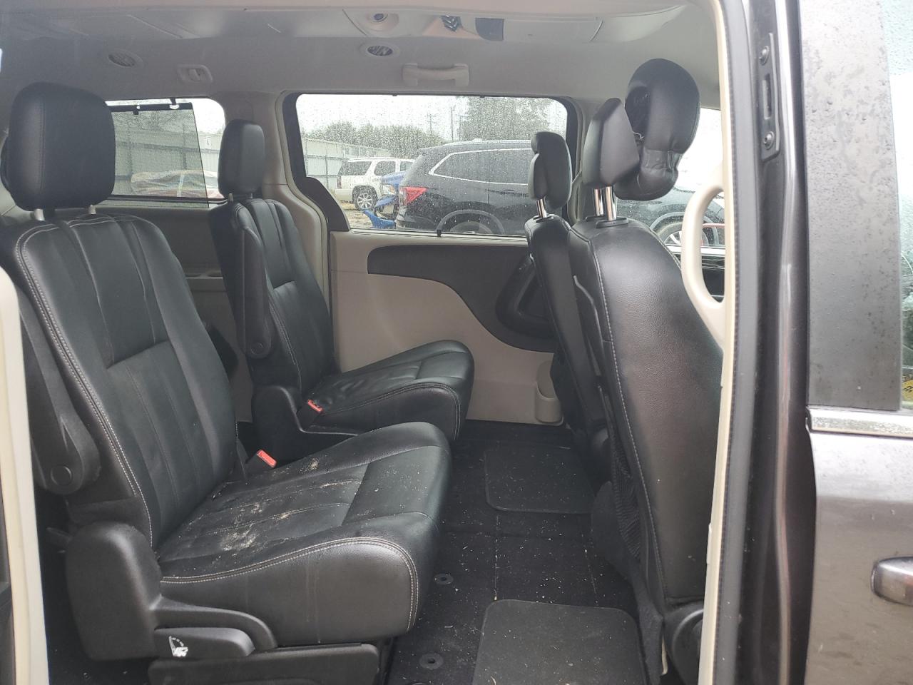 CHRYSLER TOWN & COUNTRY TOURING