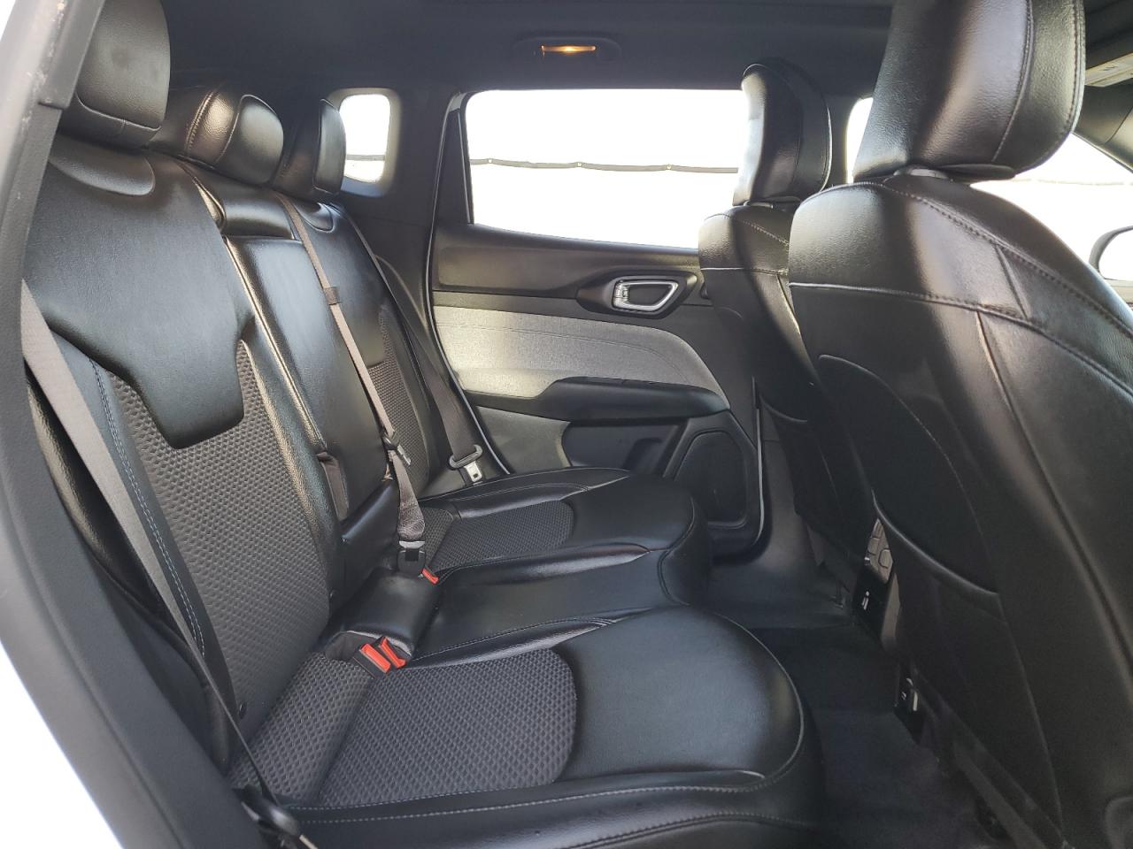 JEEP COMPASS LATITUDE