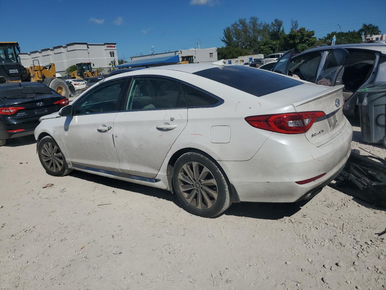 HYUNDAI SONATA SPORT