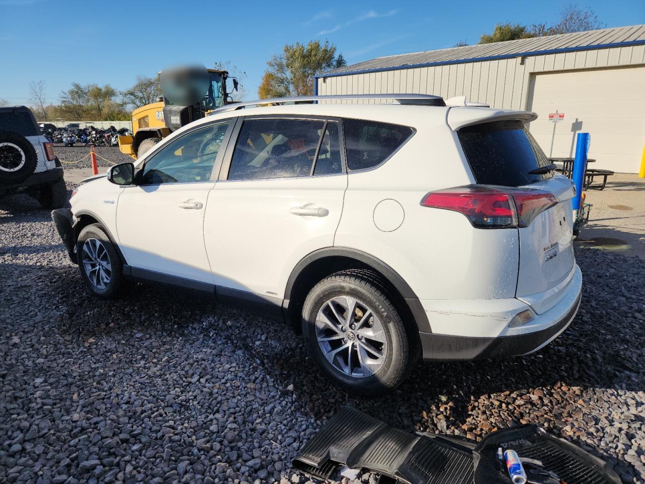 TOYOTA RAV4 XLE