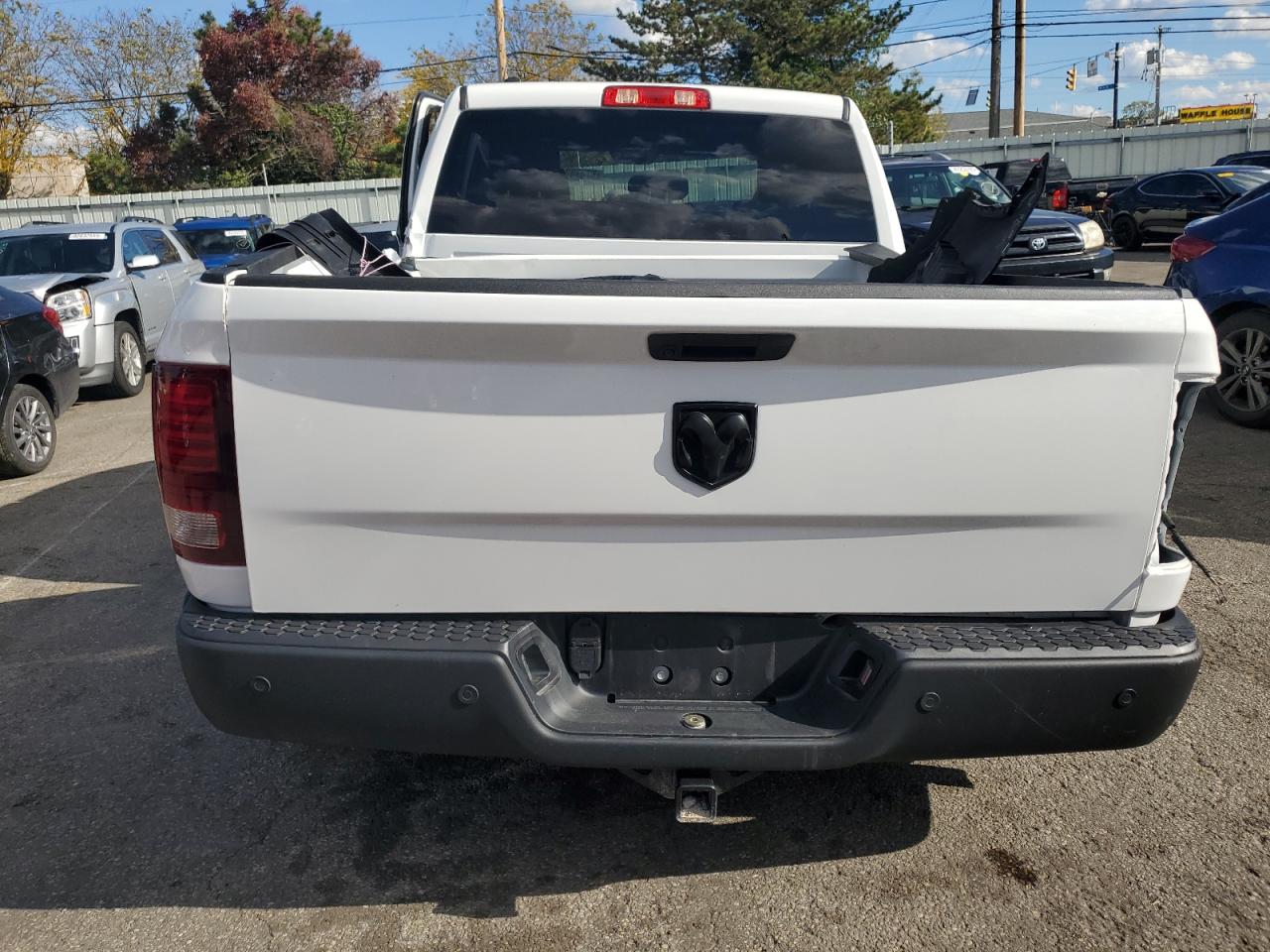 RAM 1500 SLT