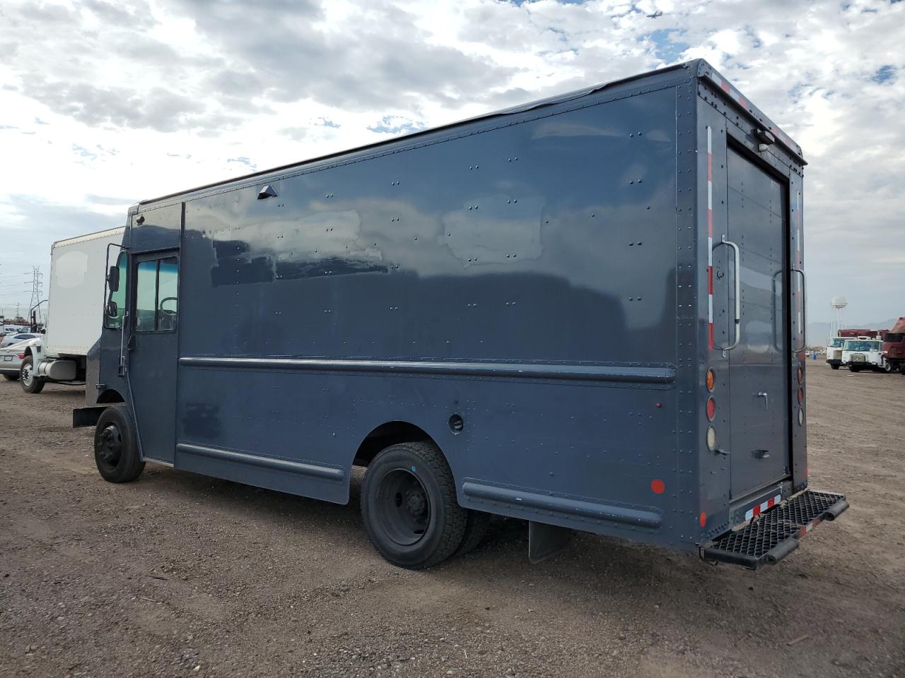 Lot #3302663007 2020 FREIGHTLINER CHASSIS M