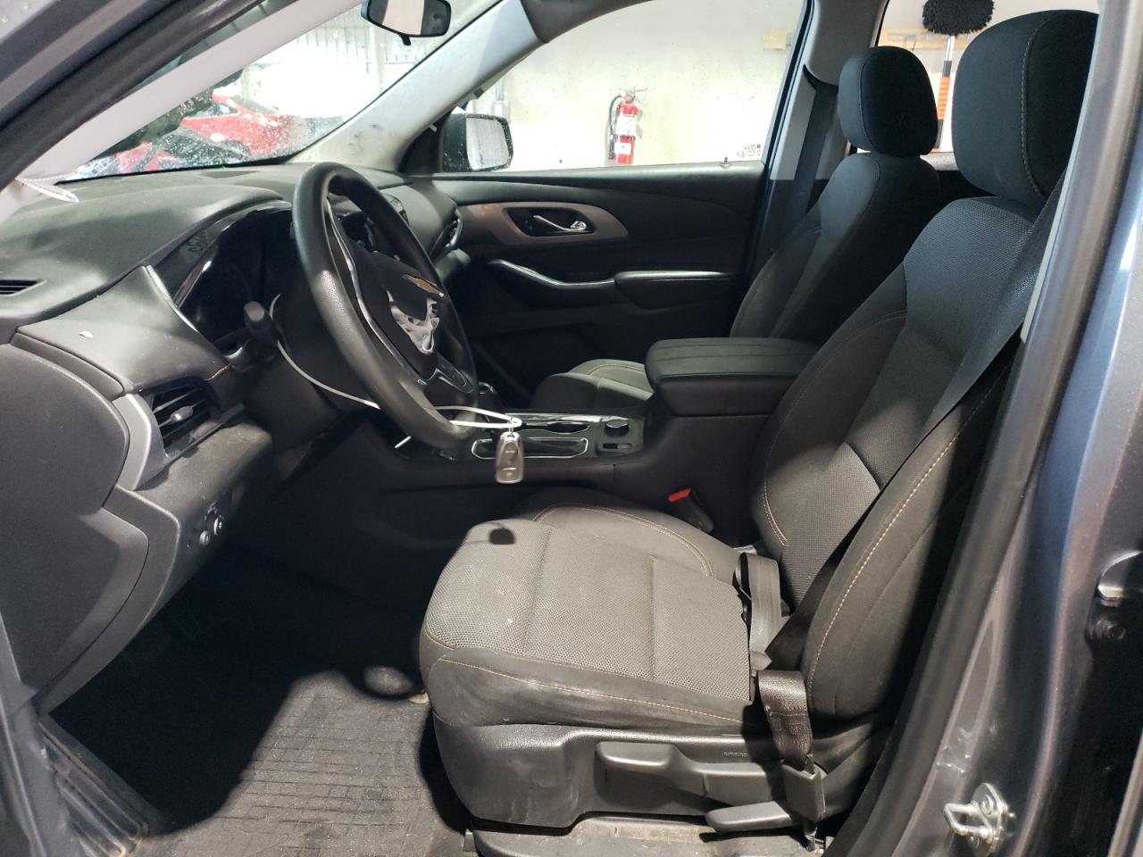 CHEVROLET TRAVERSE LS