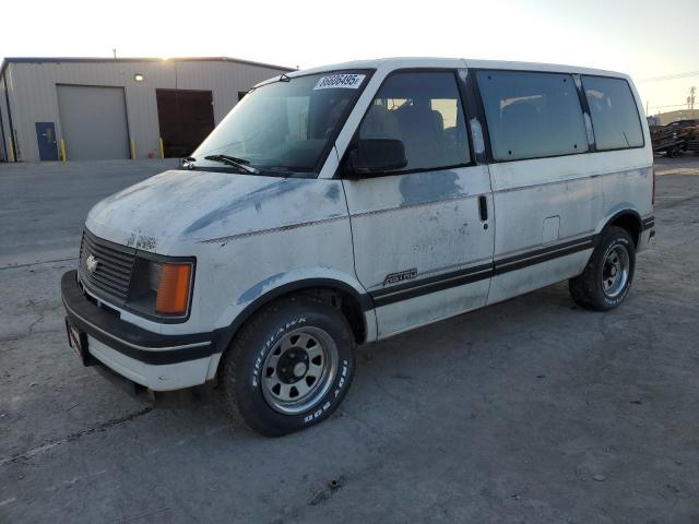 Global Auto Auctions: 1990 CHEVROLET ASTRO