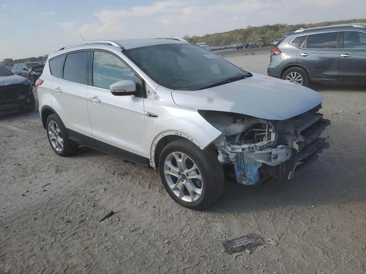 FORD ESCAPE TITANIUM