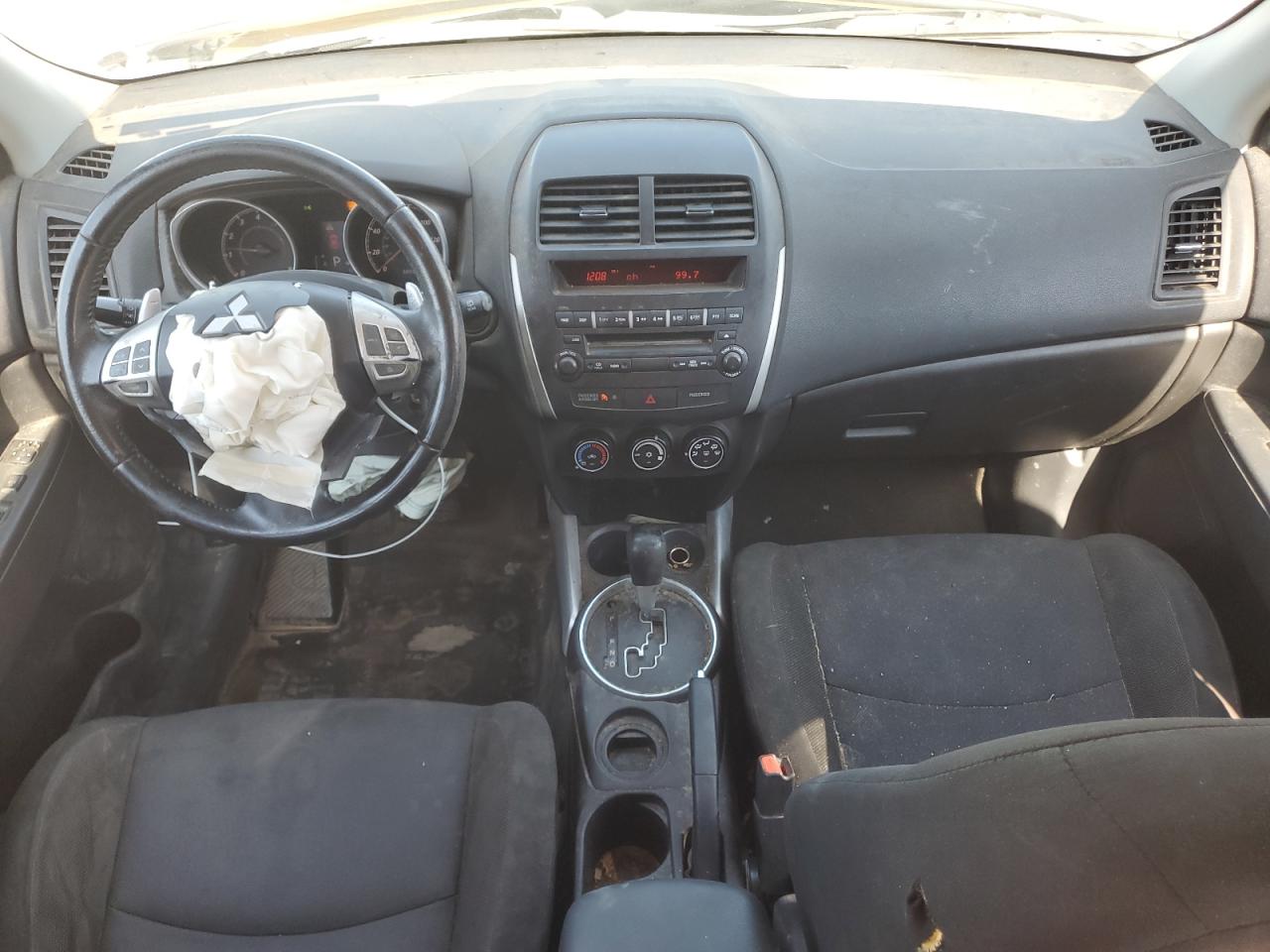 MITSUBISHI OUTLANDER ES