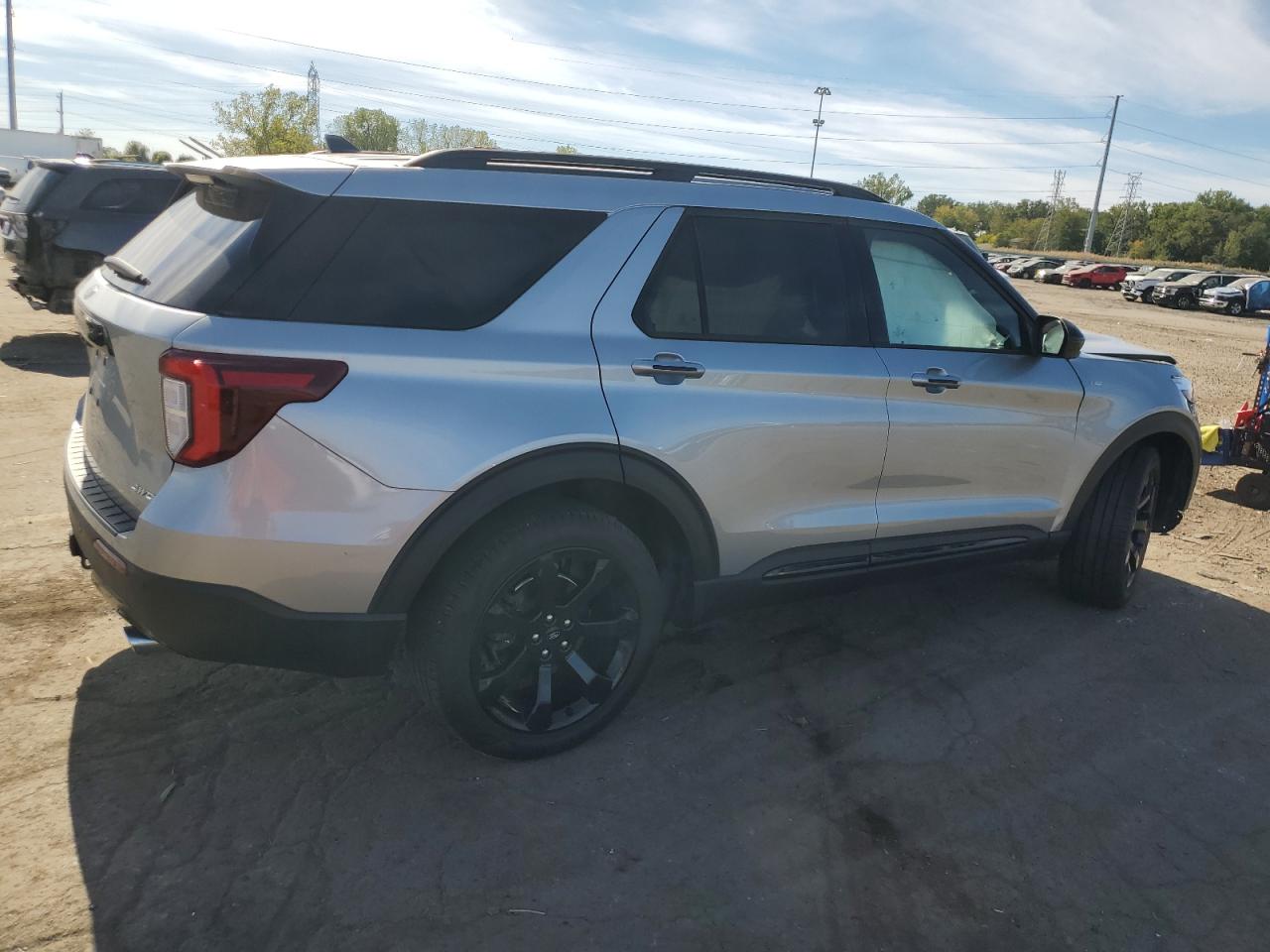 FORD EXPLORER ST-LINE