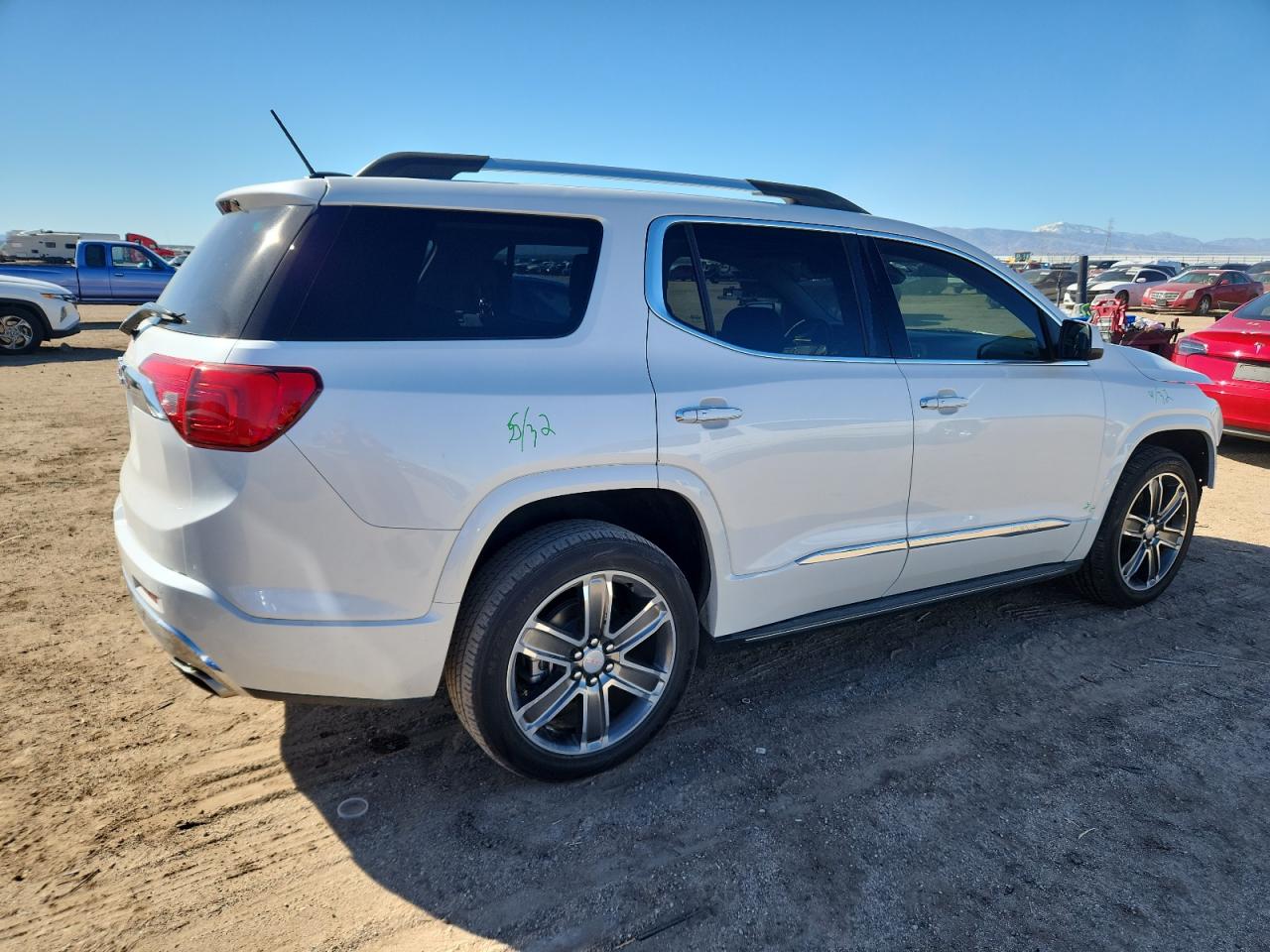 GMC ACADIA DENALI