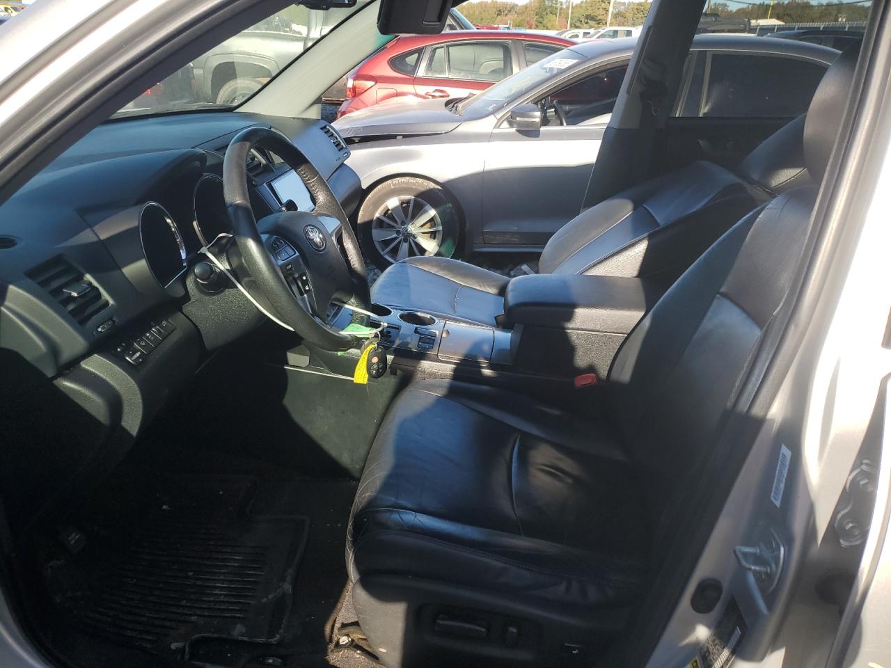 TOYOTA HIGHLANDER BASE