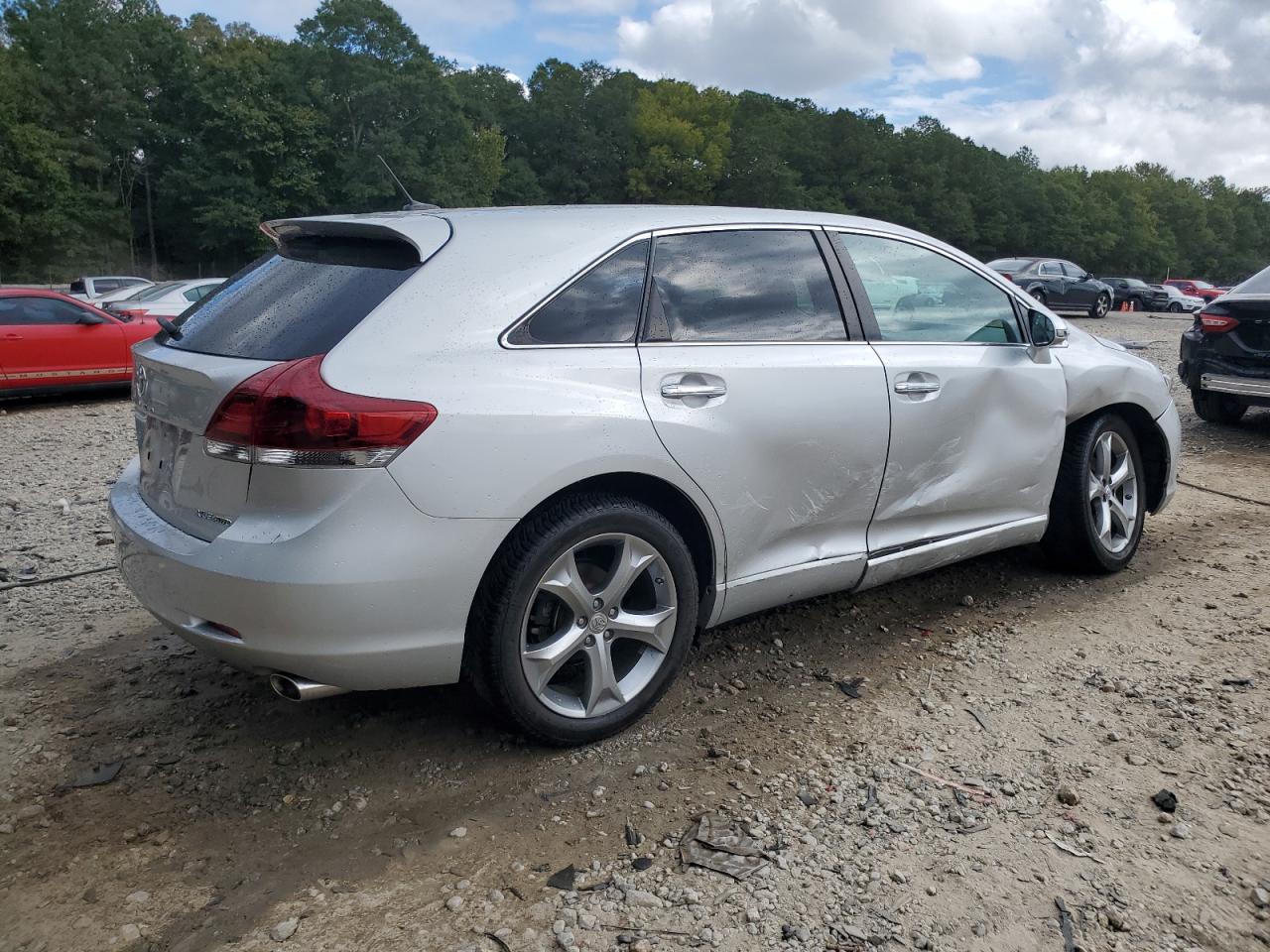 TOYOTA VENZA LE
