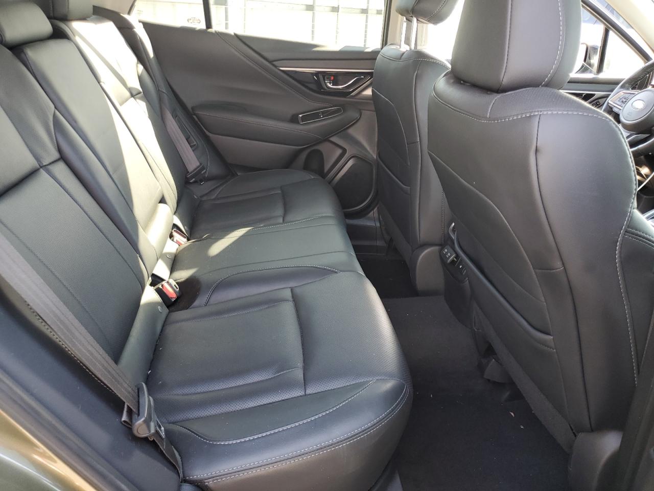 SUBARU OUTBACK LIMITED