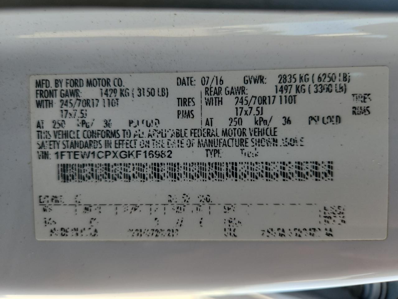 FORD F-150 SUPERCREW