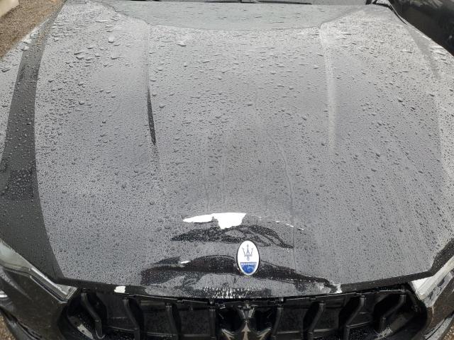 2022 MASERATI LEVANTE MO - ZN661YUM8NX407127