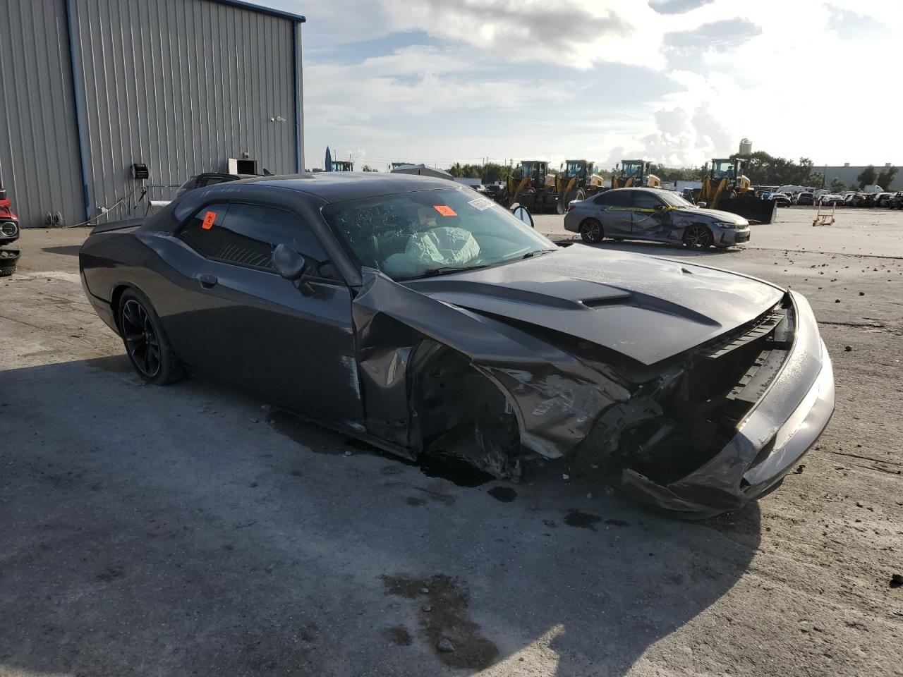 DODGE CHALLENGER SXT