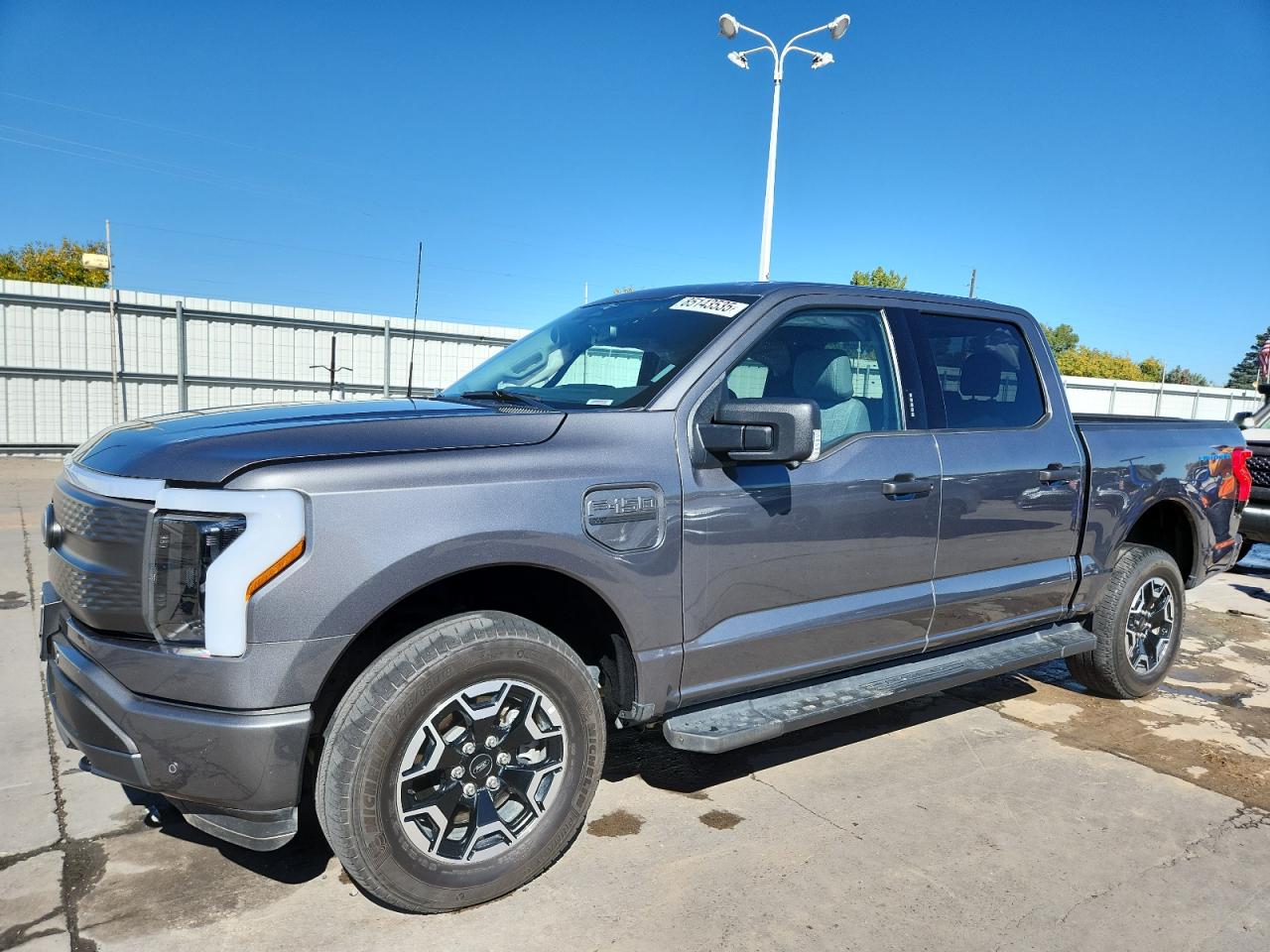 FORD F-150 LIGHTNING PRO