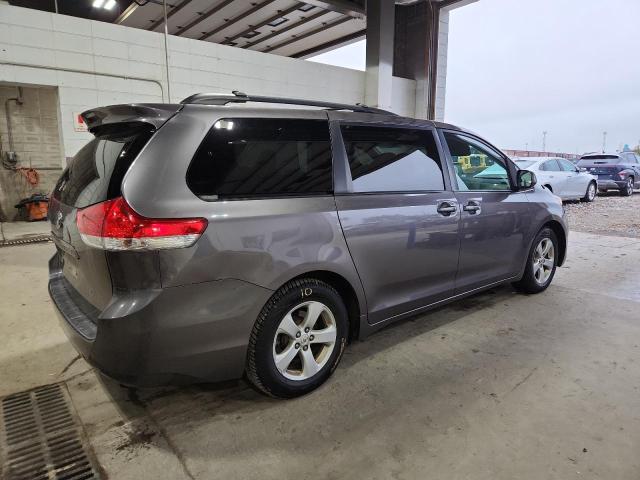 2011 TOYOTA SIENNA LE #3286667282