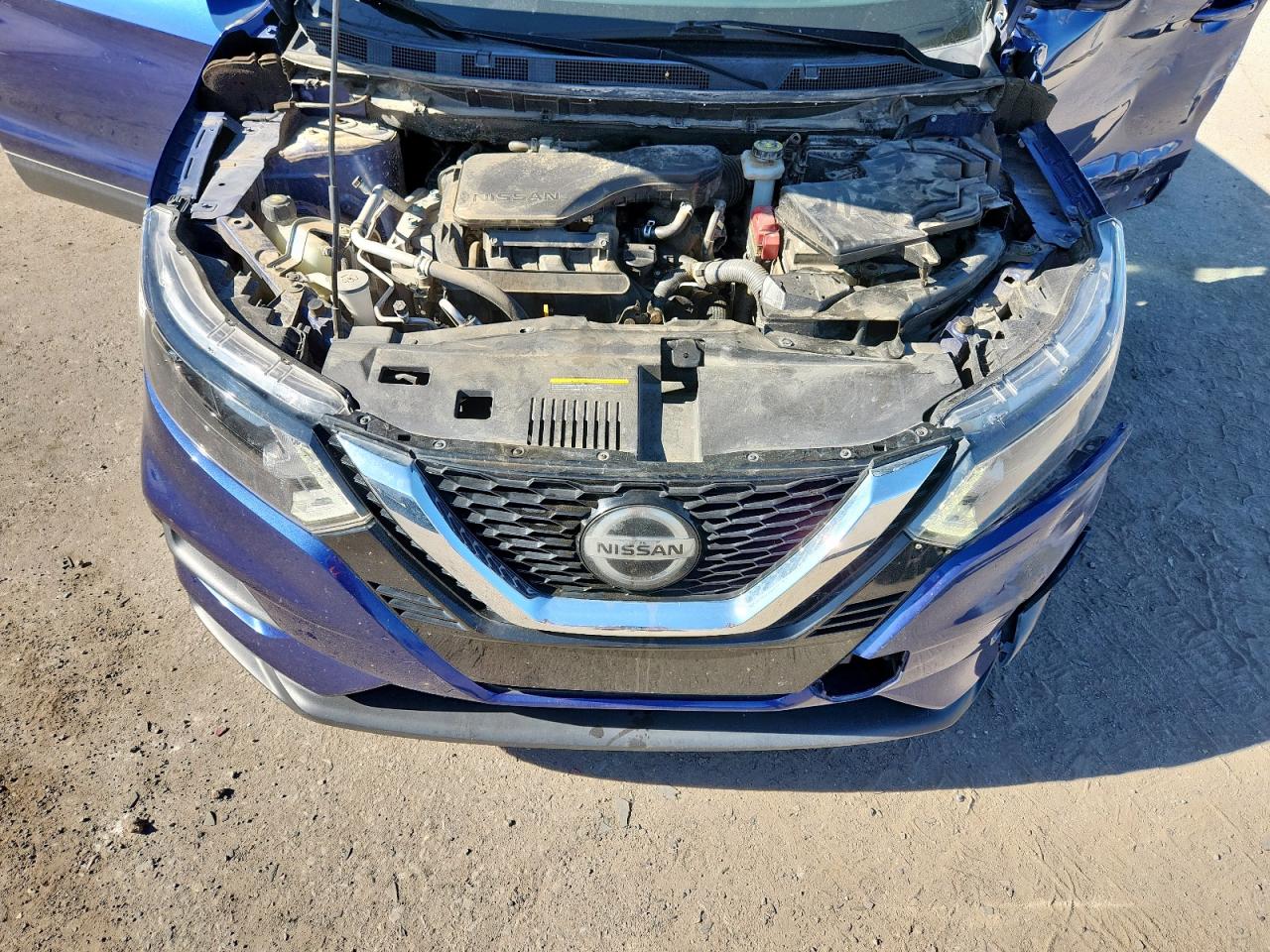 NISSAN ROGUE SPORT S