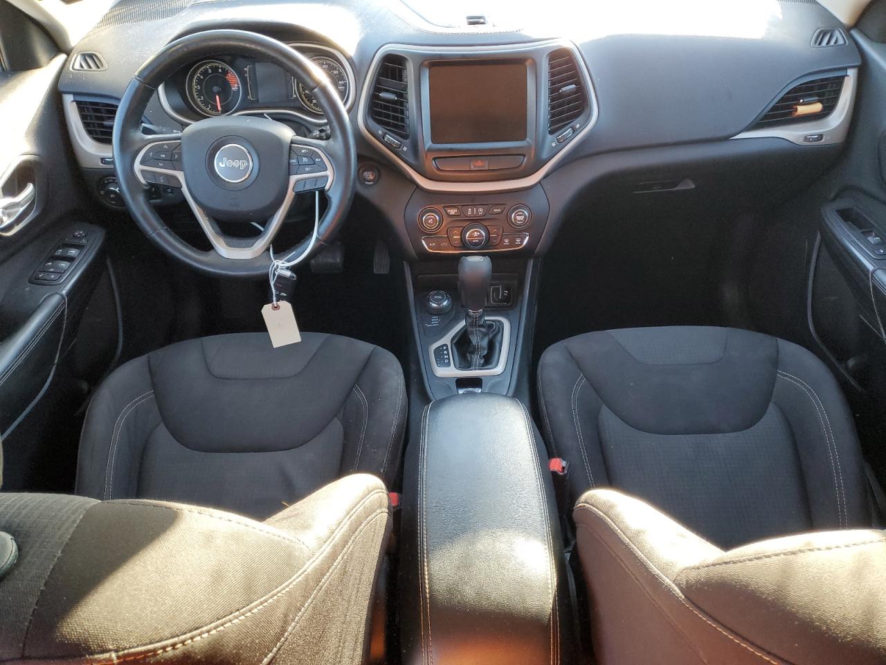 JEEP GRAND CHEROKEE LATITUDE