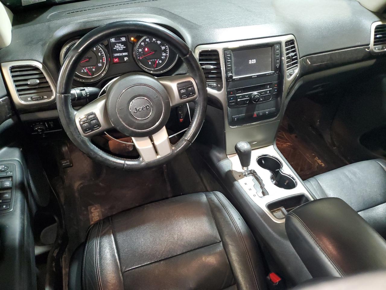 JEEP GRAND CHEROKEE LAREDO