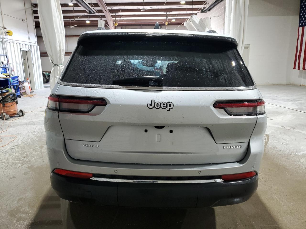 JEEP GRAND CHEROKEE L LAREDO