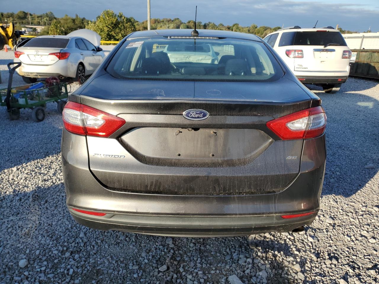 FORD FUSION SE