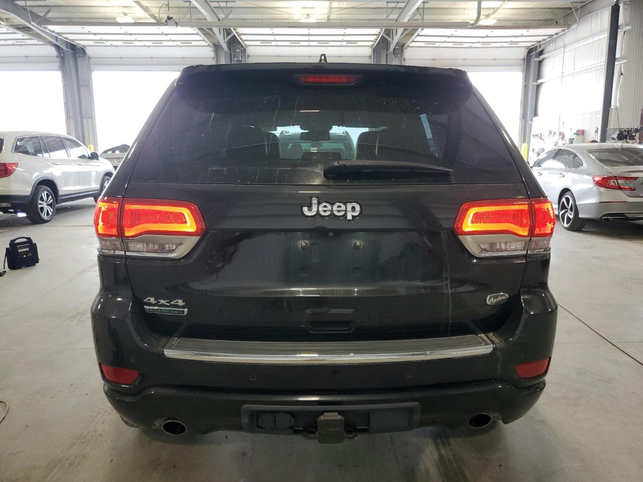 JEEP GRAND CHEROKEE OVERLAND